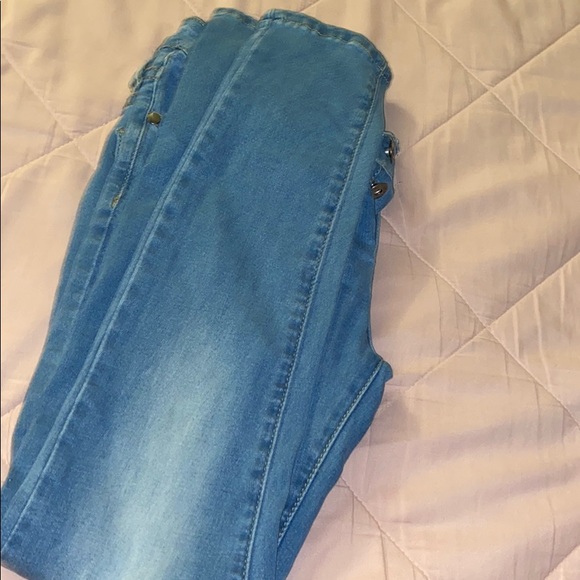 Jeans - Picture 2 of 2